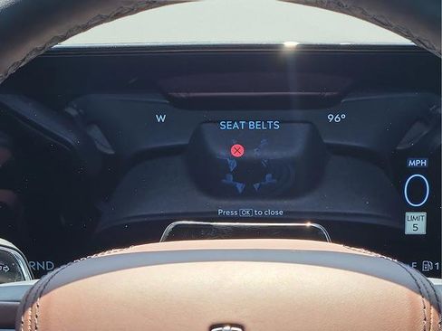 Used 2025 Lincoln Aviator Reserve w/ Equipment Group 201A AWD/4WD image 9