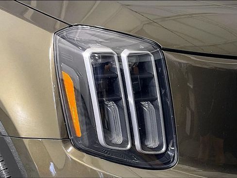 Used 2025 Kia Telluride S AWD/4WD image 38