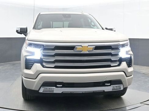 New 2026 Chevrolet Silverado 1500 High Country AWD/4WD image 3