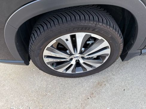 Used 2020 Subaru Ascent Limited w/ Technology Package AWD/4WD image 12