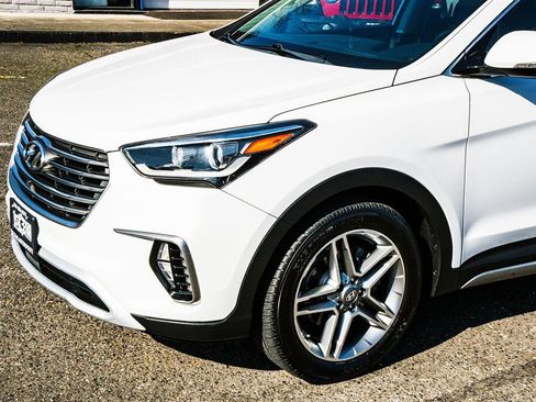 Used 2018 Hyundai Santa Fe Limited image 14