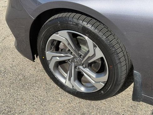 Used 2019 Honda Accord EX-L image 10