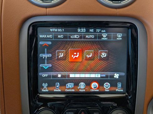 Used 2013 SRT Viper GTS w/ GTS Laguna Interior Pkg image 29