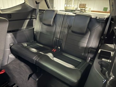 Used 2022 Volkswagen Atlas SEL image 32