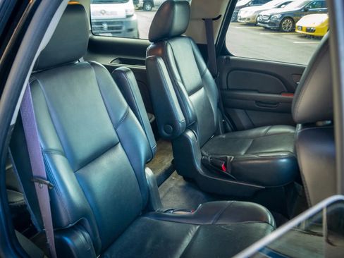 Used 2014 Chevrolet Tahoe LTZ AWD/4WD image 15