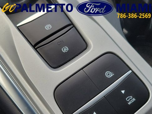 Used 2023 Ford Explorer XLT w/ Equipment Group 202A RWD image 28