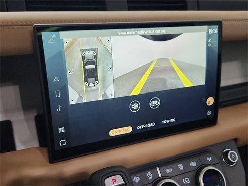 Used 2025 Land Rover Defender 110 S image 26