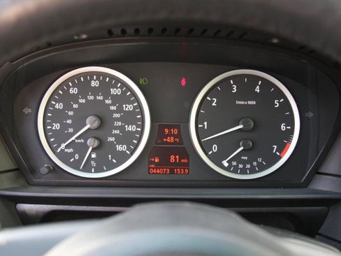 Used 2007 BMW 550i Sedan image 34