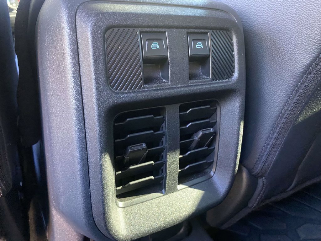 Used 2025 Ford Bronco Outer Banks AWD/4WD image 13
