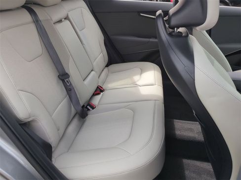 New 2025 Kia Niro EX Touring image 30