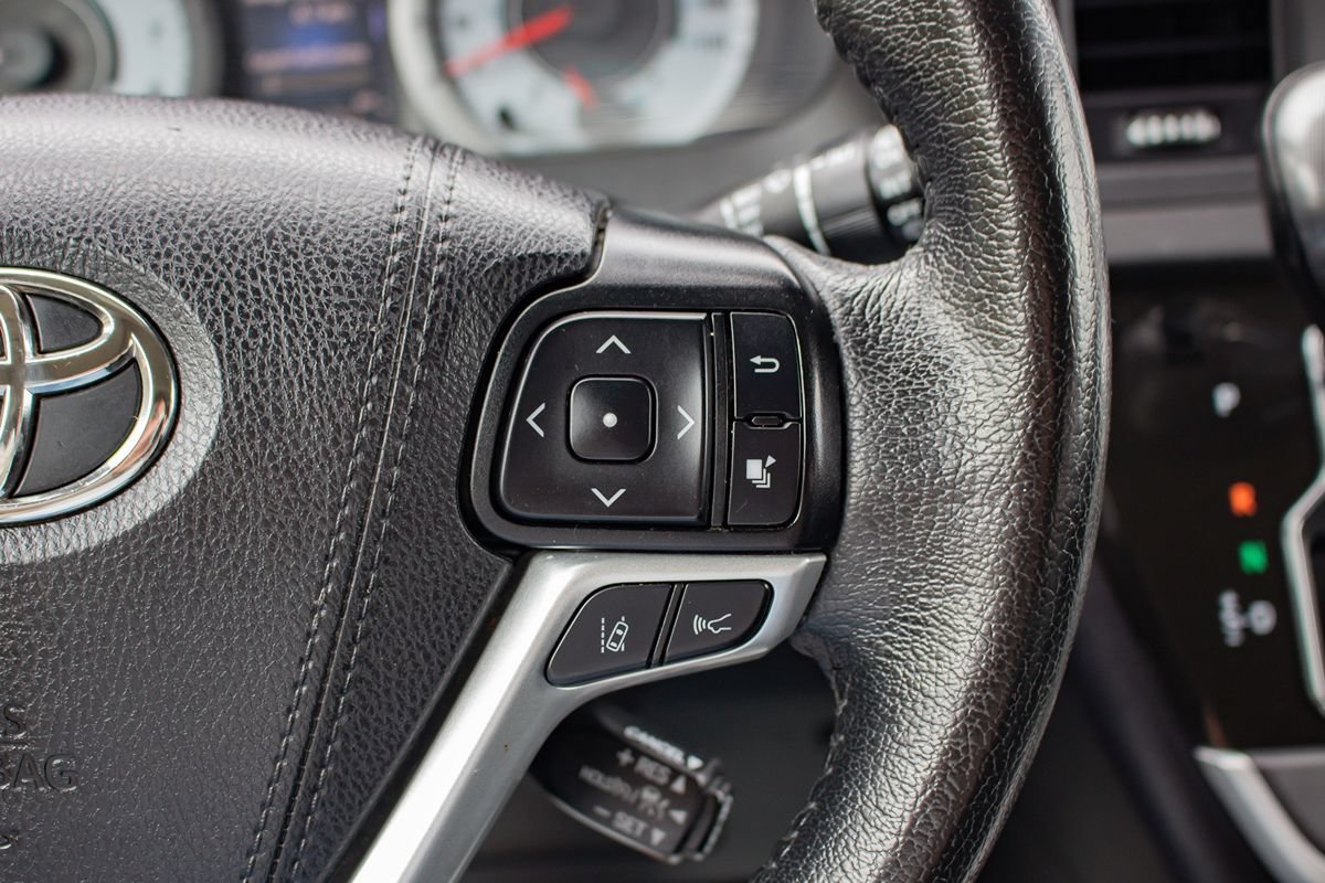 Used 2020 Toyota Sienna SE Premium FWD image 27