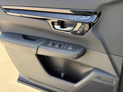 Certified 2026 Honda CR-V EX-L image 28