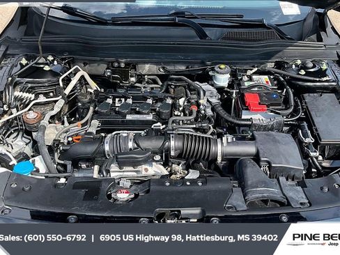 Used 2018 Honda Accord Sport image 8