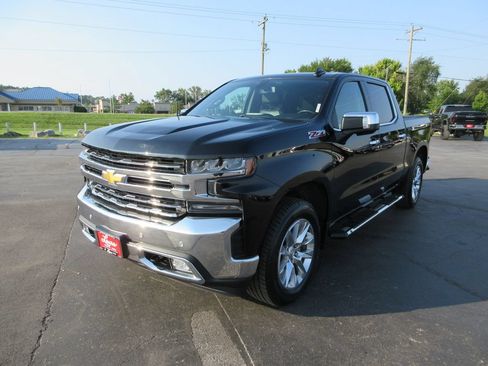 Certified 2019 Chevrolet Silverado 1500 LTZ AWD/4WD image 13