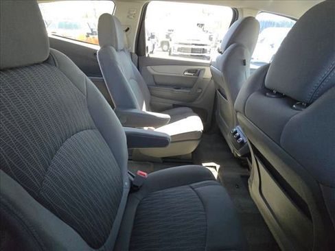 Used 2016 Chevrolet Traverse LT w/ Style and Technology Package image 30