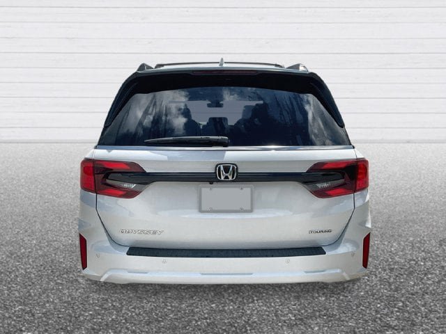 New 2027 Honda Odyssey Touring image 4
