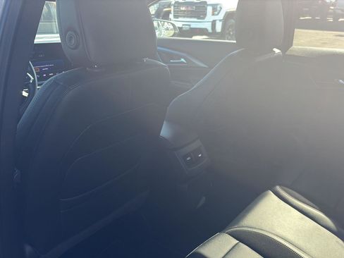 Used 2024 Chevrolet Equinox EV LT w/ LPO, Blackout Package FWD image 31