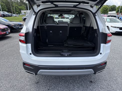 Used 2025 Honda Pilot Touring image 34