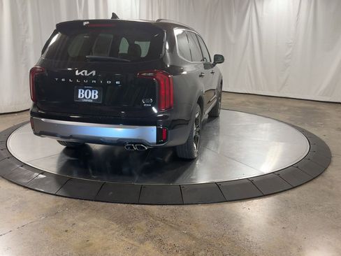 New 2025 Kia Telluride S image 9