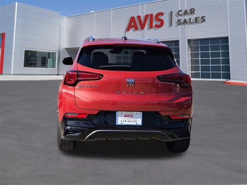 Used 2024 Buick Encore GX Sport Touring image 5