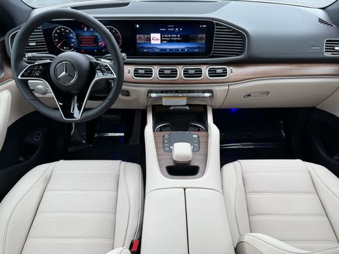 New 2026 Mercedes-Benz GLE 450 4MATIC Coupe image 12