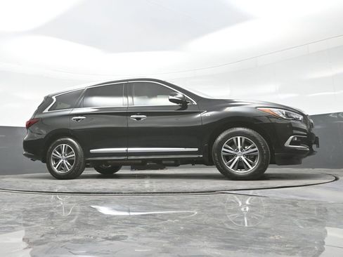 Used 2019 INFINITI QX60 Luxe w/ Essential Package AWD/4WD image 33