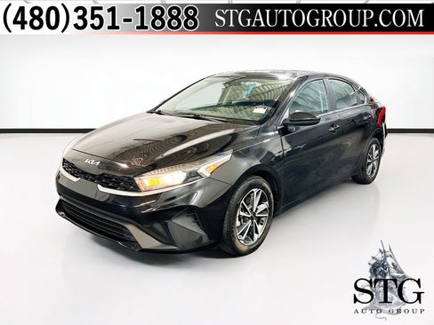 Used 2022 Kia Forte LXS FWD image 1