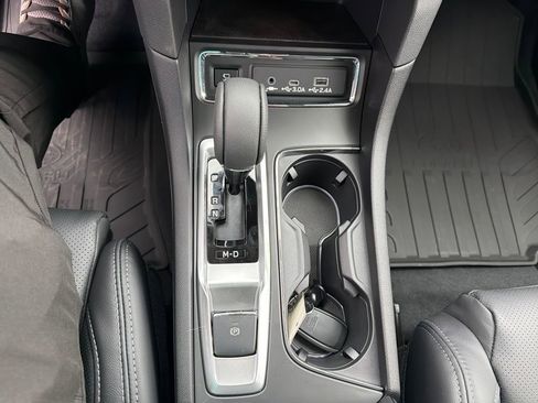 New 2026 Subaru Ascent Limited image 25