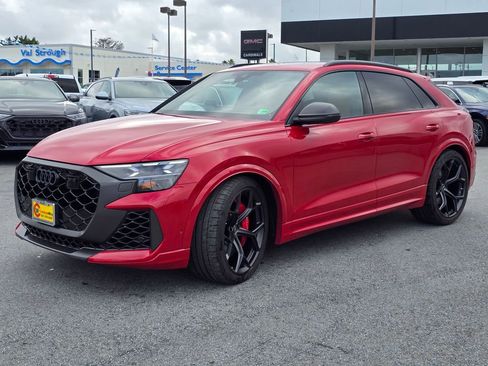 Used 2025 Audi RS Q8 performance w/ Matte Carbon Package image 2