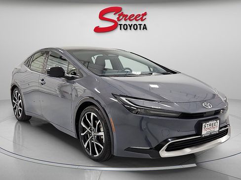 Certified 2024 Toyota Prius Prime image 4