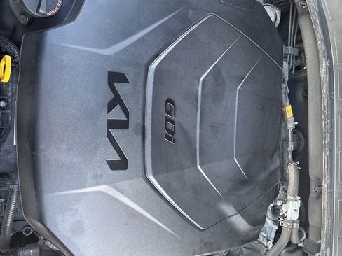 Certified 2024 Kia Telluride EX w/ EX Captain's Chair Package AWD/4WD image 14