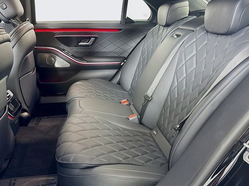New 2025 Mercedes-Benz S 580 4MATIC Sedan image 7