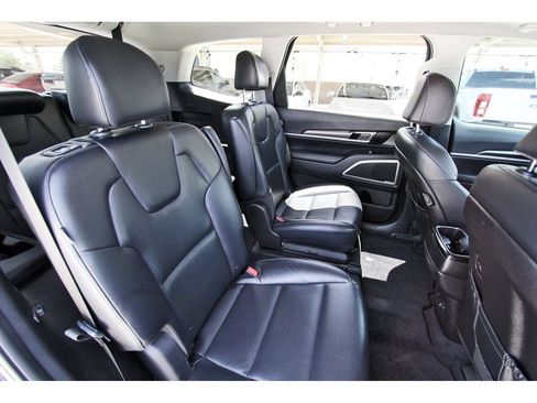 Used 2024 Kia Telluride S w/ S Sunroof Package AWD/4WD image 13