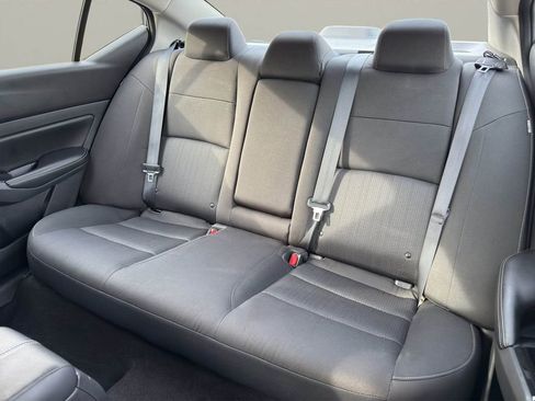 Used 2023 Nissan Altima 2.5 SV image 12