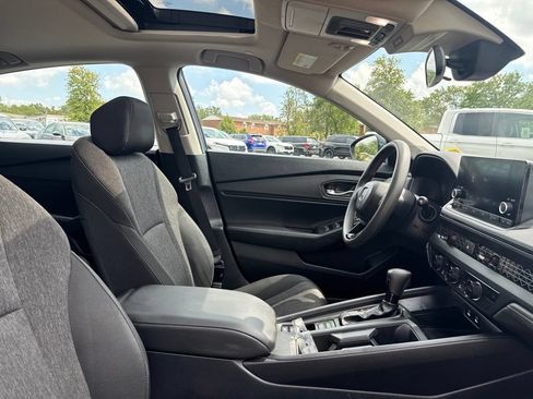 Certified 2024 Honda Accord EX image 18