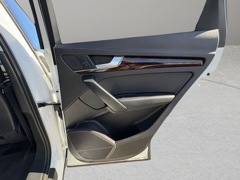 Used 2018 Audi Q5 2.0T Premium image 31