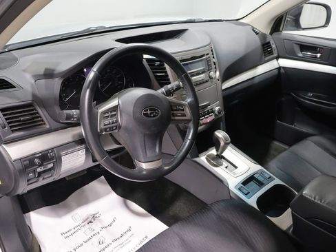 Used 2012 Subaru Outback 2.5i Premium AWD/4WD image 16