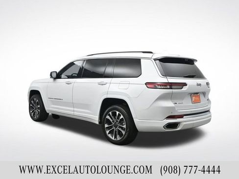 Used 2021 Jeep Grand Cherokee L Overland w/ Advanced Protech Group III image 4