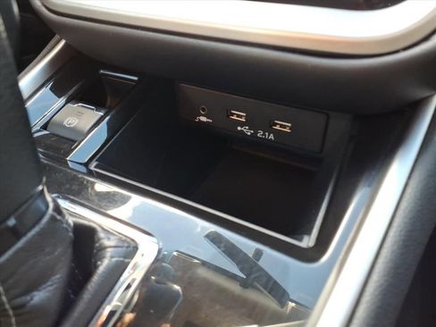 Used 2020 Subaru Outback Premium AWD/4WD image 29