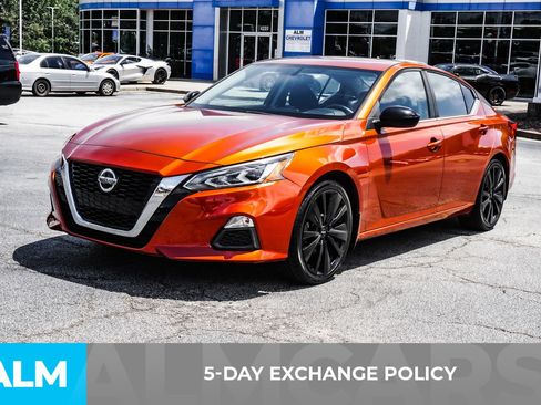 Used 2019 Nissan Altima 2.5 SR FWD image 4