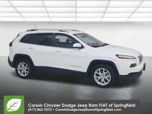 Certified 2018 Jeep Cherokee Latitude Plus image 1