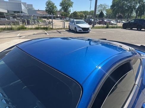 Used 2017 Ford Mustang GT Premium w/ Black Accent Package RWD image 8