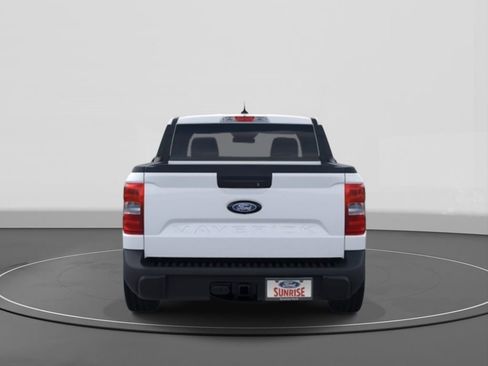 New 2025 Ford Maverick XLT w/ XLT Luxury Package image 5