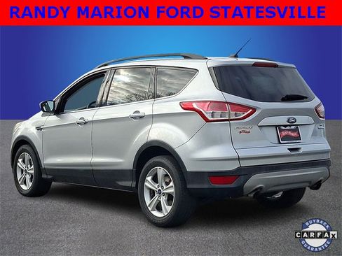 Used 2016 Ford Escape SE w/ Equipment Group 201A image 6
