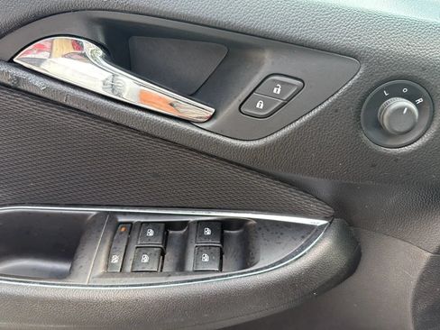 Used 2019 Chevrolet Cruze LT w/ LT Fleet Convenience Package FWD image 35