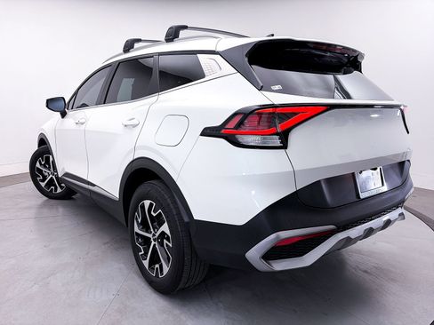 Certified 2023 Kia Sportage EX AWD/4WD image 2