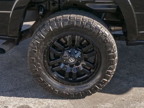 Used 2020 RAM 2500 Laramie w/ Night Edition image 6