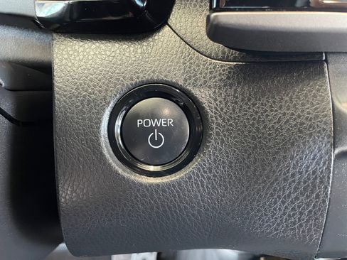 Used 2025 Toyota Camry XSE image 30