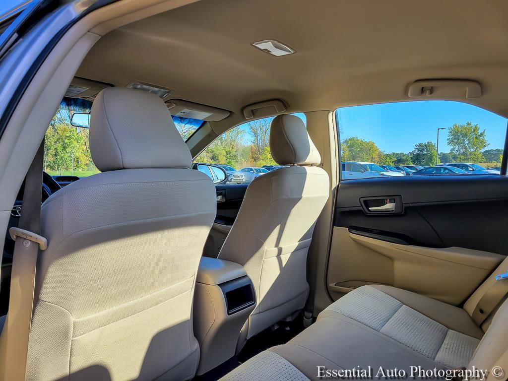 Used 2013 Toyota Camry LE FWD image 12