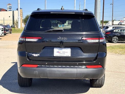 Used 2023 Jeep Grand Cherokee L Laredo image 6